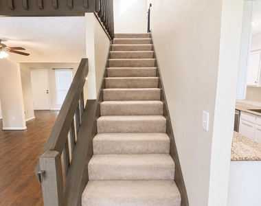 2239 Highland Hills Drive - Photo Thumbnail 27