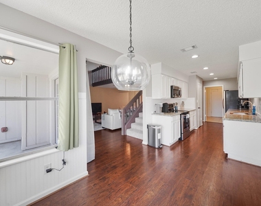 2239 Highland Hills Drive - Photo Thumbnail 13