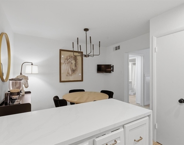4040 San Felipe Street - Photo Thumbnail 10