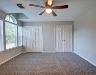 539 W North Hill Drive - Photo Thumbnail 34