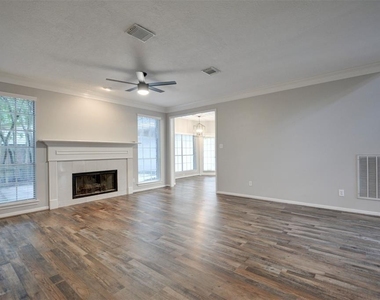 539 W North Hill Drive - Photo Thumbnail 15