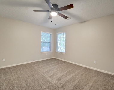 539 W North Hill Drive - Photo Thumbnail 30