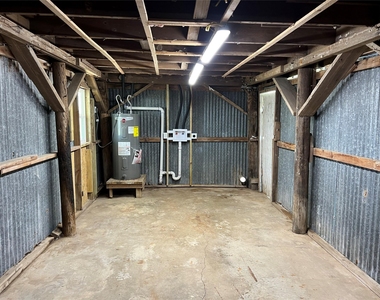 1106 Gulfview Lane - Photo Thumbnail 7