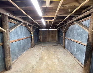 1106 Gulfview Lane - Photo Thumbnail 8