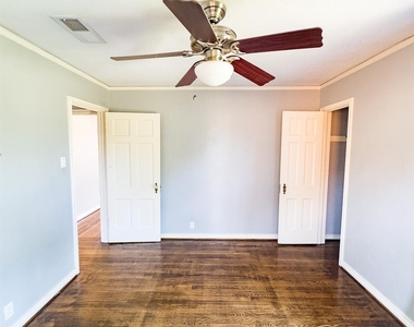 2222 Carnes Street - Photo Thumbnail 24