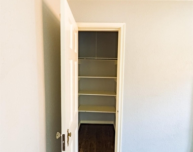 2222 Carnes Street - Photo Thumbnail 23