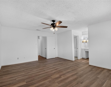 1334 Country Place Drive - Photo Thumbnail 21