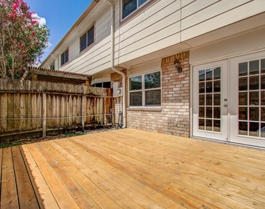 1334 Country Place Drive - Photo Thumbnail 34