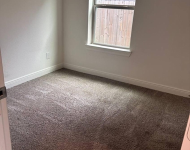 4810 Wilmington Street - Photo Thumbnail 11