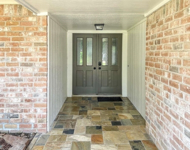 2012 E Lacey Oak Circle - Photo Thumbnail 2