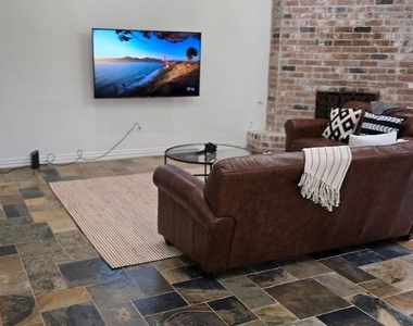 2012 E Lacey Oak Circle - Photo Thumbnail 8