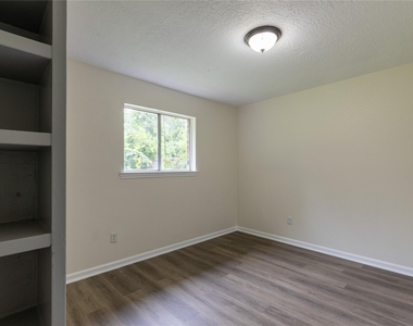 12314 Flushing Meadows Drive - Photo Thumbnail 9
