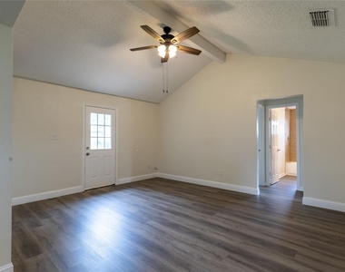 12314 Flushing Meadows Drive - Photo Thumbnail 4