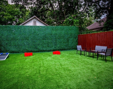 1613 Hickory Street - Photo Thumbnail 33