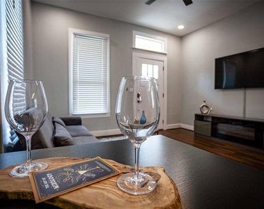 1613 Hickory Street - Photo Thumbnail 11