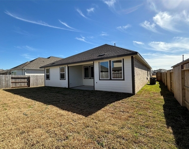 2913 Cliff Ridge Lane - Photo Thumbnail 5