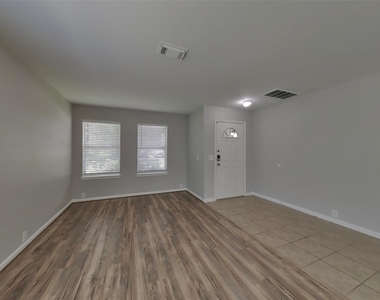 2744 Woodspring Forest Drive - Photo Thumbnail 15