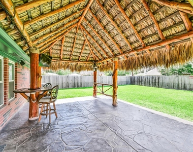 515 Valley Drive - Photo Thumbnail 22