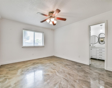 515 Valley Drive - Photo Thumbnail 13