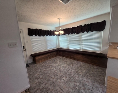 9802 Sagepike Drive - Photo Thumbnail 9
