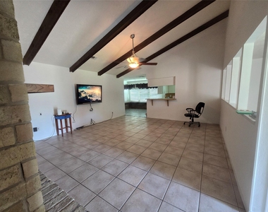 9802 Sagepike Drive - Photo Thumbnail 5