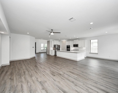 1567 Harvest Vine Court - Photo Thumbnail 27