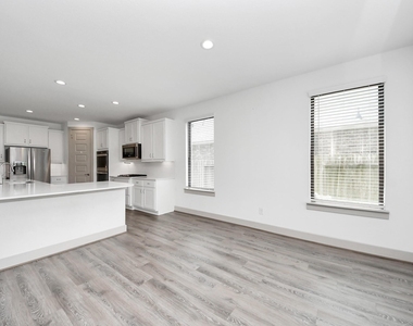 1567 Harvest Vine Court - Photo Thumbnail 30