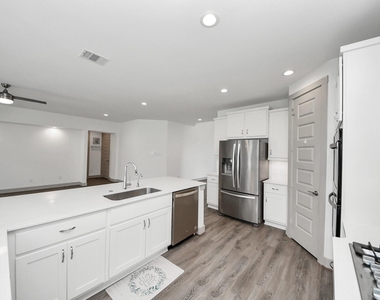 1567 Harvest Vine Court - Photo Thumbnail 22