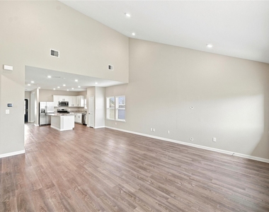 32311 Melbrooke Drive - Photo Thumbnail 8
