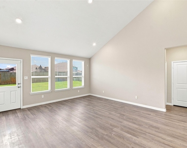 32311 Melbrooke Drive - Photo Thumbnail 5