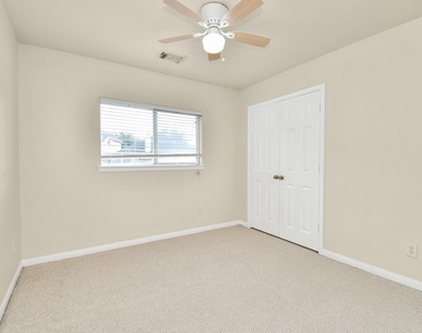 19139 Mission Manor Lane - Photo Thumbnail 17