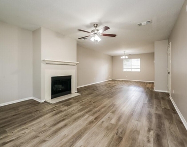 18450 Hollow Oaks Circle - Photo Thumbnail 1