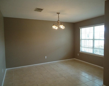 11047 Knobbley Oak Court - Photo Thumbnail 3
