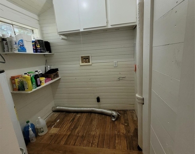 105 E Germania Street - Photo Thumbnail 11
