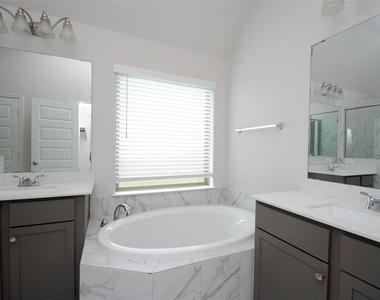 24978 Tidmor Lane - Photo Thumbnail 12
