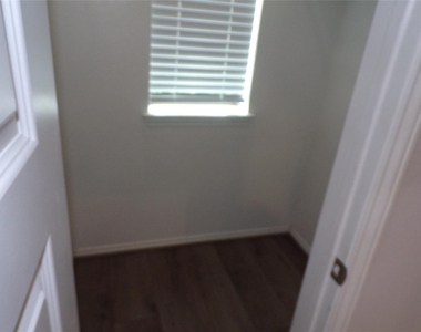 24978 Tidmor Lane - Photo Thumbnail 26