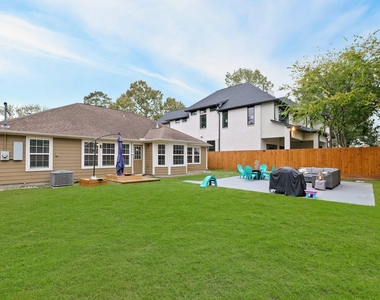 1504 W 43rd Street - Photo Thumbnail 21