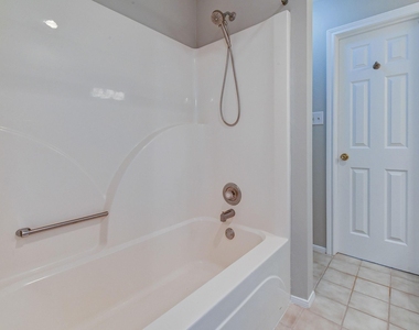 10045 Valley Drive S - Photo Thumbnail 33