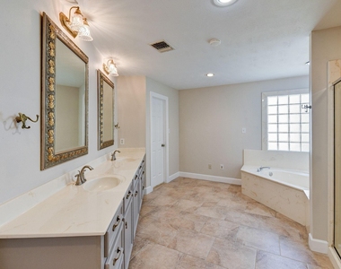 10045 Valley Drive S - Photo Thumbnail 25