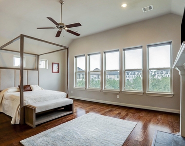 10912 Wrenwood Park - Photo Thumbnail 15
