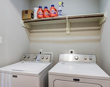 10912 Wrenwood Park - Photo Thumbnail 21