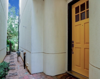10912 Wrenwood Park - Photo Thumbnail 2