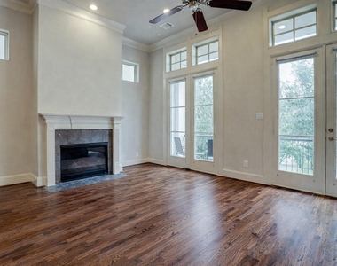 10912 Wrenwood Park - Photo Thumbnail 7
