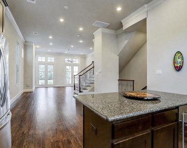 10912 Wrenwood Park - Photo Thumbnail 12