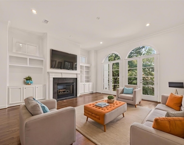 2907 Argonne Street - Photo Thumbnail 4