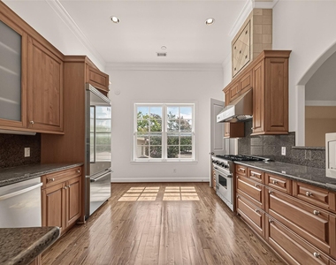 2907 Argonne Street - Photo Thumbnail 11
