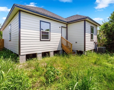 3220 Josephine Street - Photo Thumbnail 21