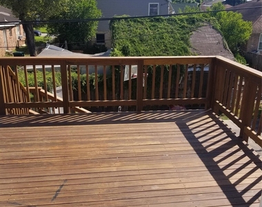 2823 Cleburne Street - Photo Thumbnail 10