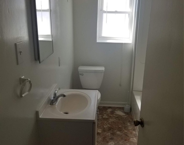 2823 Cleburne Street - Photo Thumbnail 6