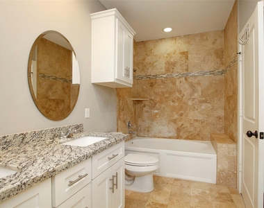 2911 Blodgett Street - Photo Thumbnail 14